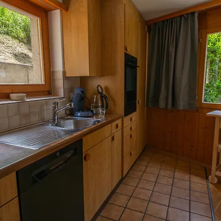 Appartement Spacious Flat With Excellent Location & Parking